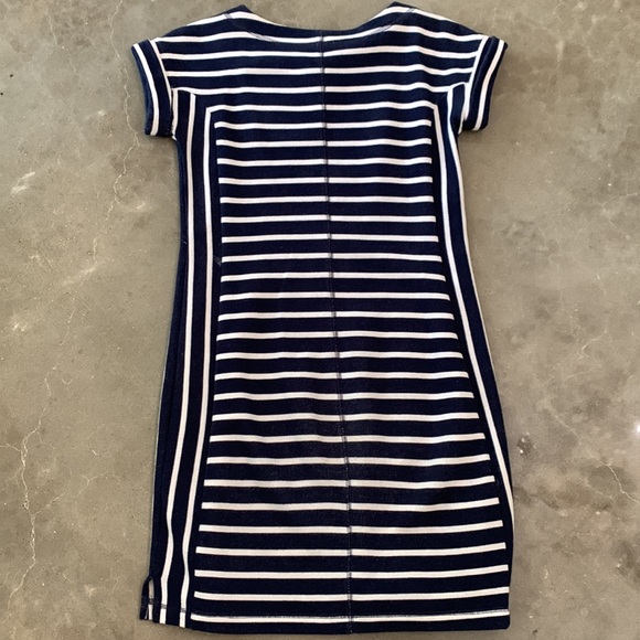 Sweatshirt striped dress - short sleeves - Picture 5 of 8